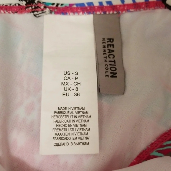NWT Kenneth Cole Reaction Swim Bottoms S - Picture 5 of 8